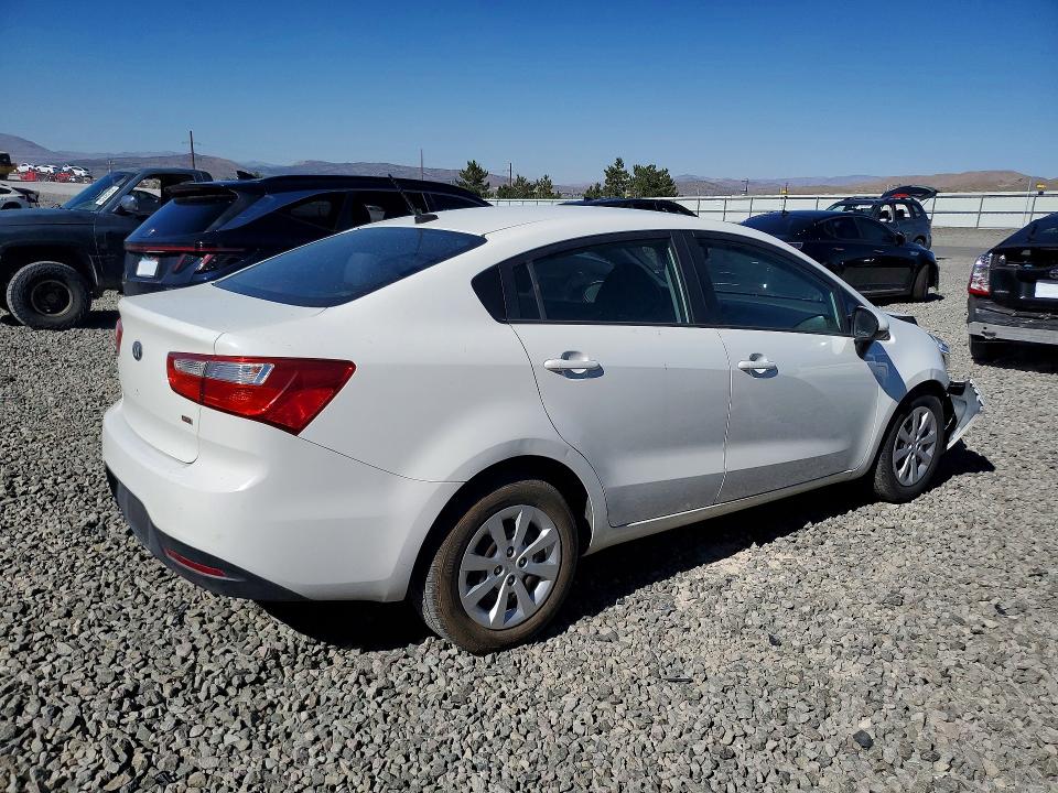 Photo 3 from auction – 2013 KIA RIO with VIN KNADM4A35D6147923