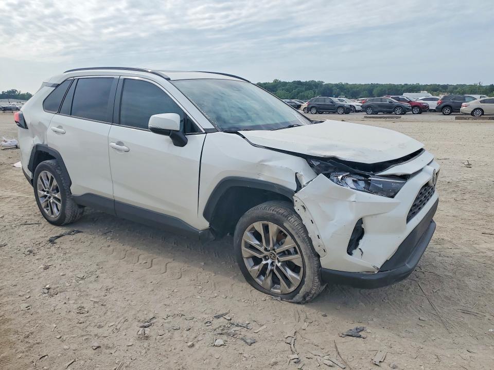 Photo 4 from auction – 2021 TOYOTA RAV4 with VIN 2T3A1RFV5MW247315