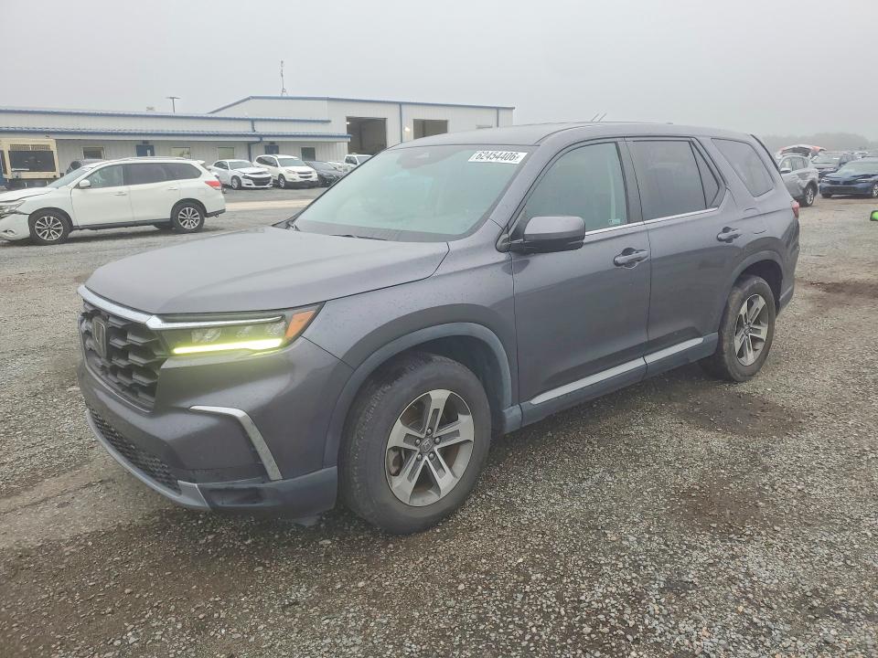 HONDA PILOT 2023 with VIN 5FNYG2H56PB015334 - Photo from auction