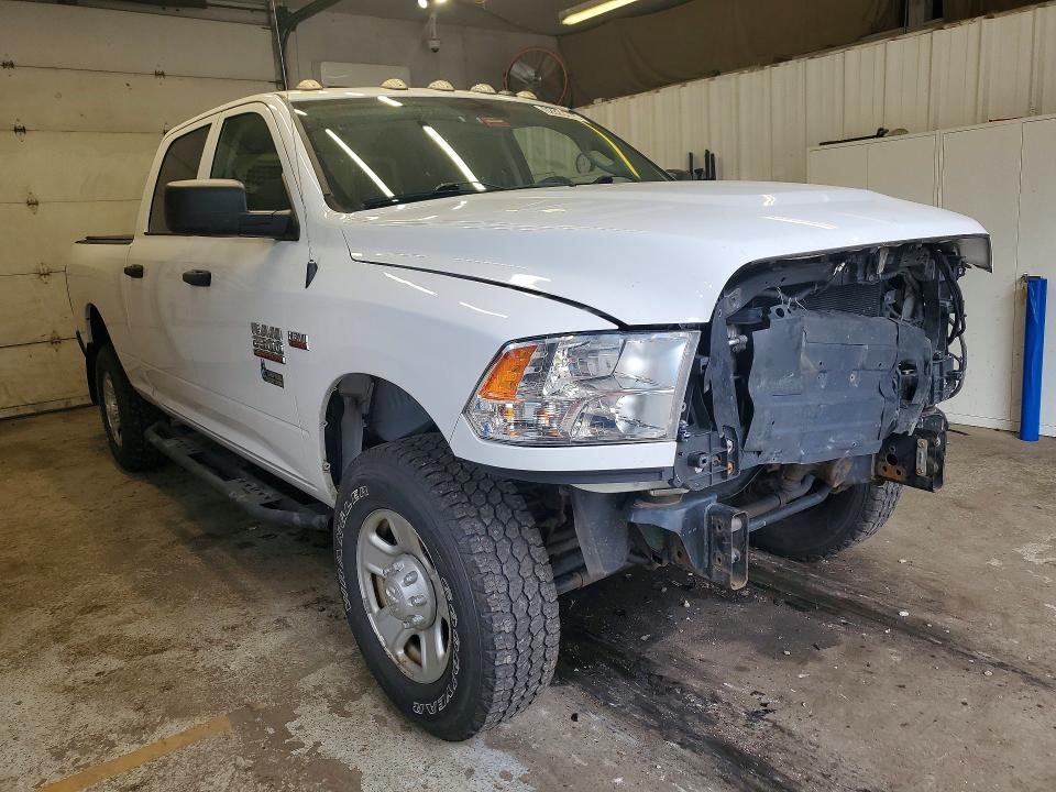 Photo 4 from auction – 2018 RAM 2500 with VIN 3C6UR5CJ9JG125690