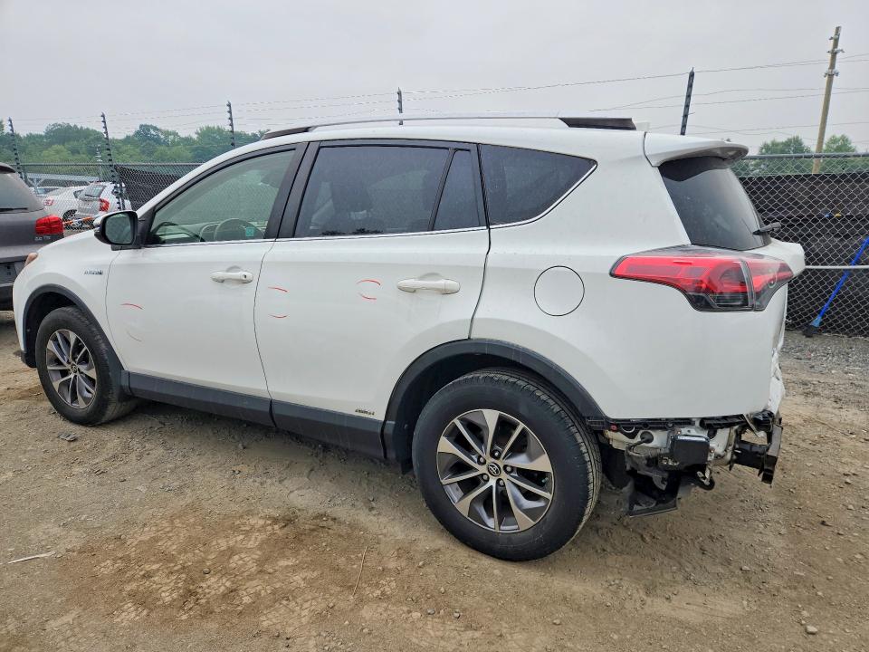 Photo 2 from auction – 2016 TOYOTA RAV4 HV with VIN JTMRJREV9GD017590