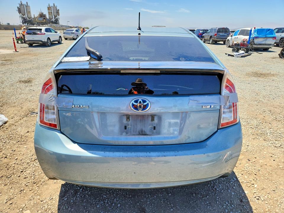 Foto 6 de la subasta – 2012 TOYOTA PRIUS con VIN JTDKN3DU3C5387191