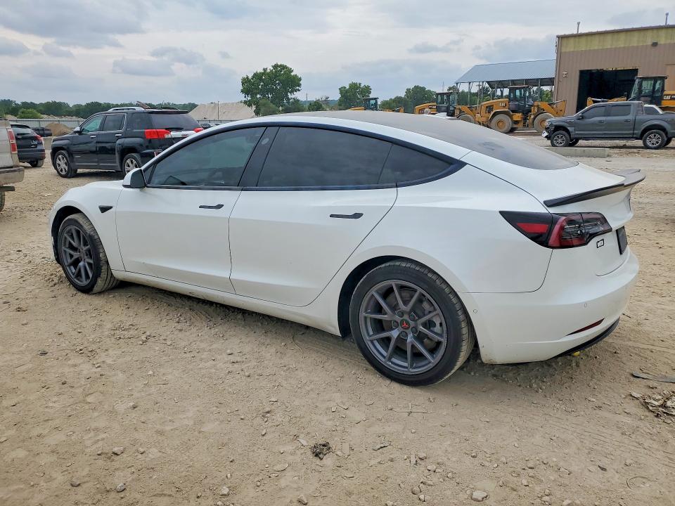 Photo 2 from auction – 2022 TESLA MODEL 3 with VIN 5YJ3E1EB3NF166164