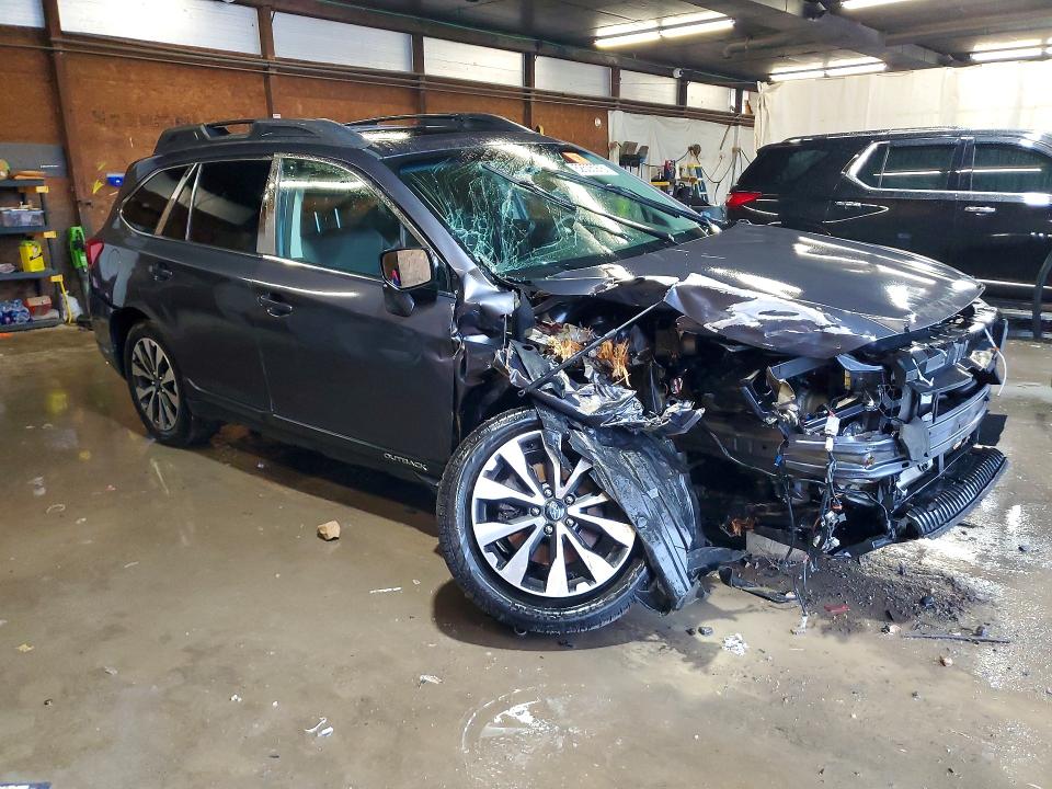 Photo 4 from auction – 2015 SUBARU OUTBACK with VIN 4S4BSENC7F3334791