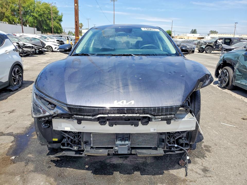 Photo 5 from auction – 2025 KIA EV6 with VIN 5XYC34JB1SG007368