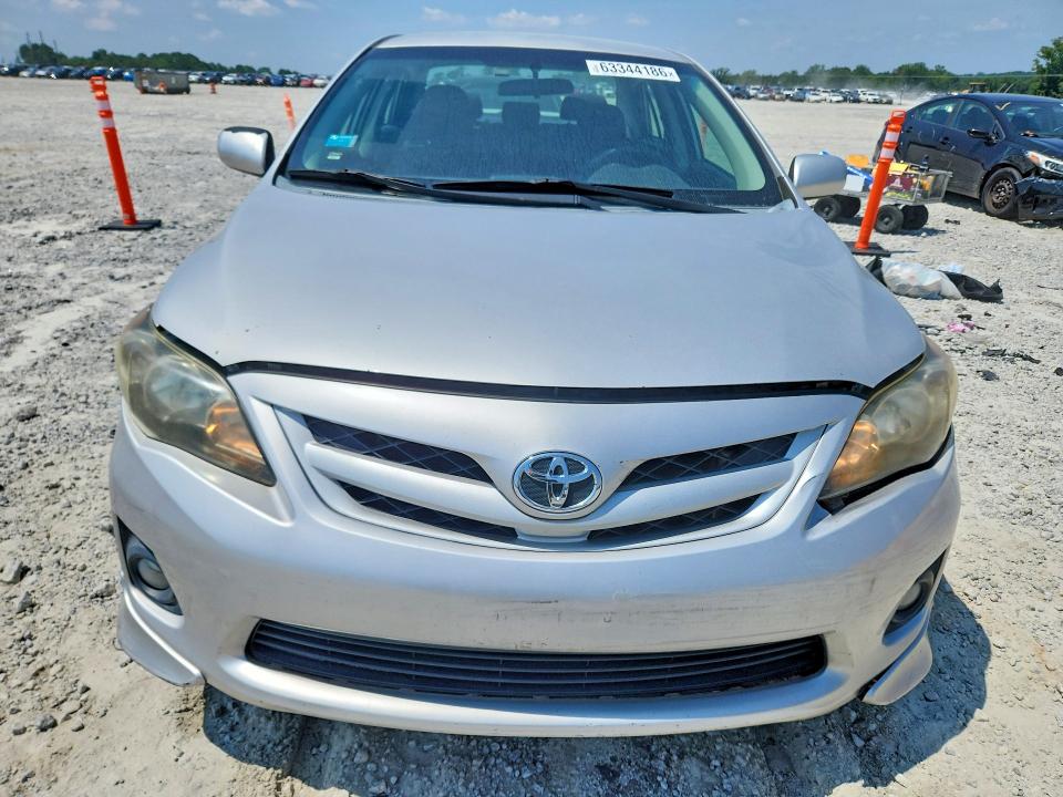 Photo 5 from auction – 2011 TOYOTA COROLLA with VIN 2T1BU4EE2BC618857