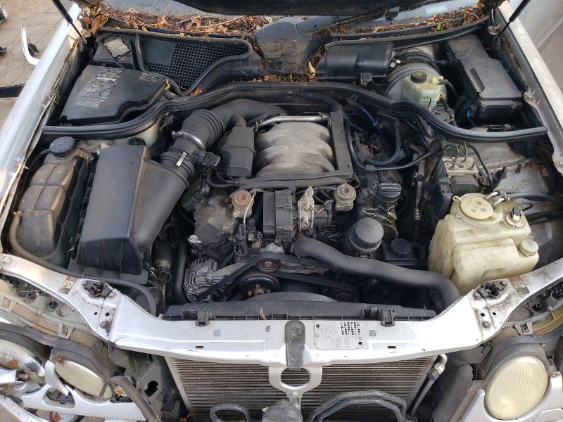 Photo 11 from auction – 1999 MERCEDES-BENZ E with VIN WDBJF82H7XX014630