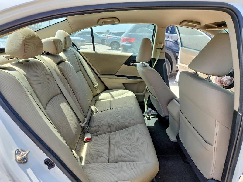 Photo 10 from auction – 2015 HONDA ACCORD with VIN 1HGCR2F3XFA044690