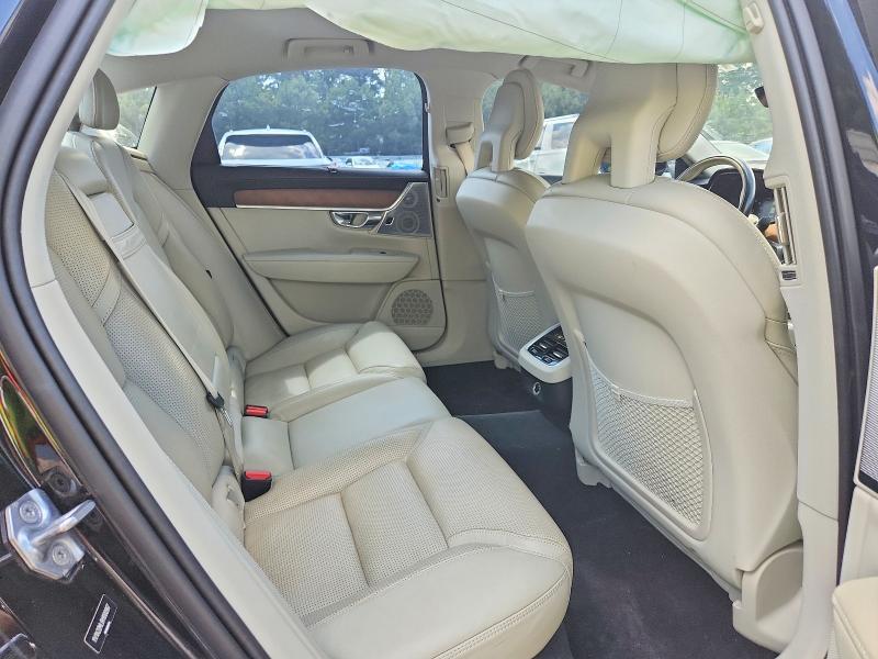 Photo 10 from auction – 2017 VOLVO S90 with VIN YV1A22ML8H1000987