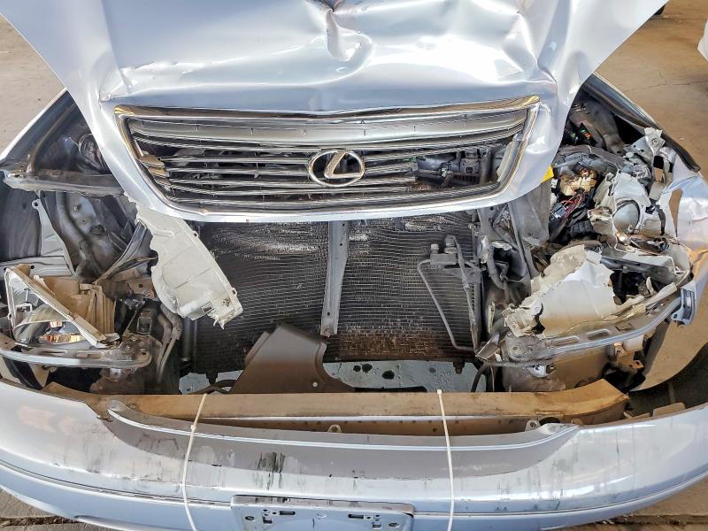 Photo 11 from auction – 2003 LEXUS LS with VIN JTHBN30F730097913