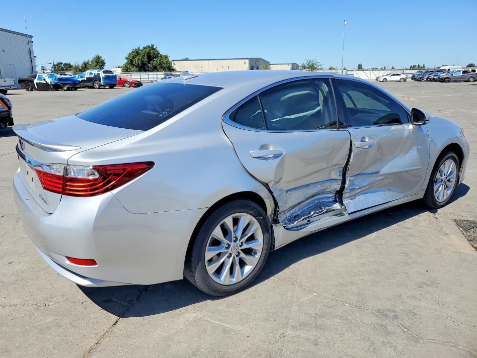Photo 3 from auction – 2013 LEXUS ES with VIN JTHBW1GG8D2006864