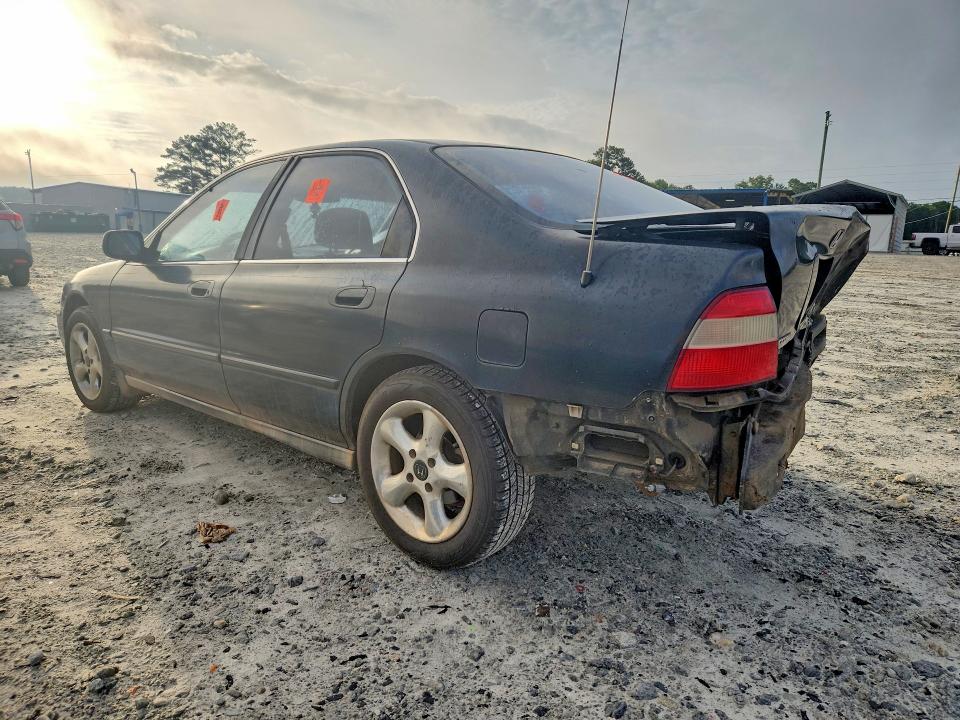 Photo 2 from auction – 1994 HONDA ACCORD with VIN 1HGCD5564RA034883