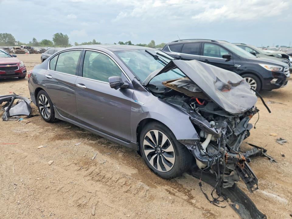 Photo 4 from auction – 2017 HONDA ACCORD with VIN JHMCR6F77HC000936