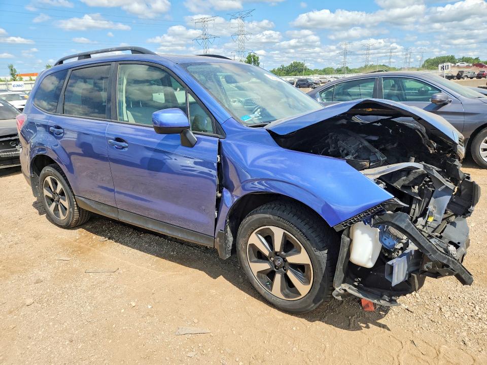 Photo 4 from auction – 2018 SUBARU FORESTER with VIN JF2SJAEC6JH430215