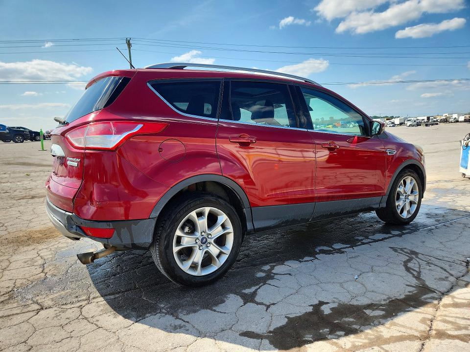 Photo 3 from auction – 2015 FORD ESCAPE with VIN 1FMCU0J98FUB70893