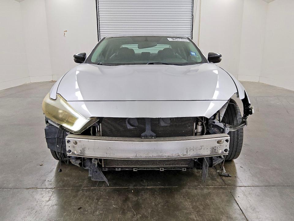 Photo 5 from auction – 2016 NISSAN MAXIMA with VIN 1N4AA6AP6GC442585