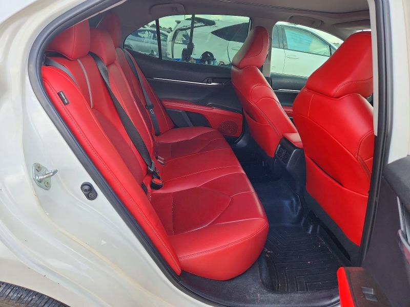 Снимка 10 от търг – 2023 TOYOTA CAMRY с VIN 4T1K61AK6PU089049
