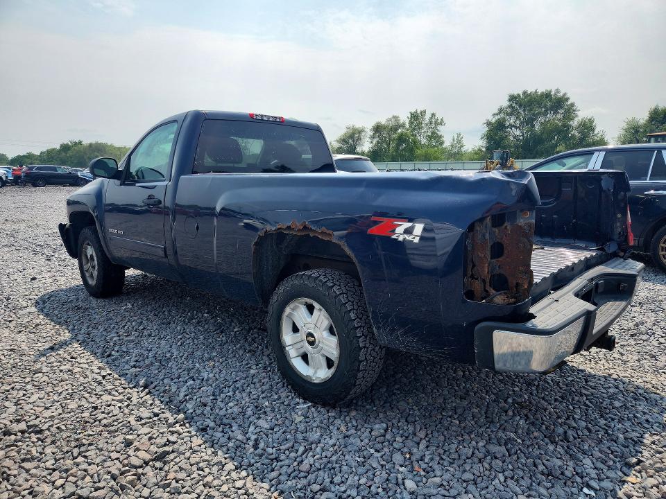 Photo 2 from auction – 2010 CHEVROLET SILVERADO with VIN 1GCPKSE07AZ278095