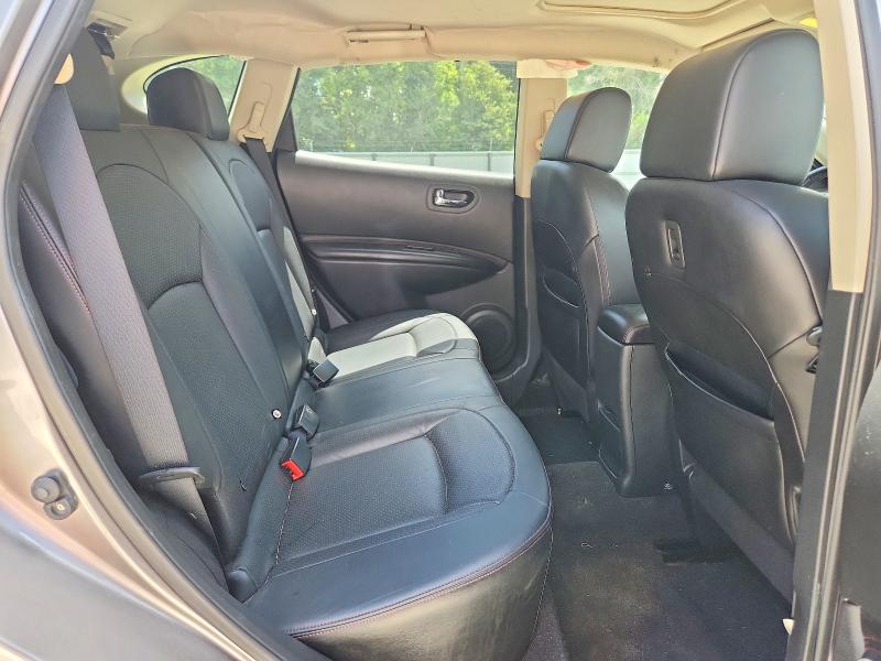 Photo 11 from auction – 2011 NISSAN ROGUE with VIN JN8AS5MT0BW577552