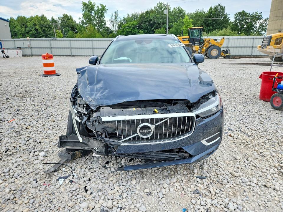 Photo 5 from auction – 2021 VOLVO XC60 with VIN YV4102RL5M1793046
