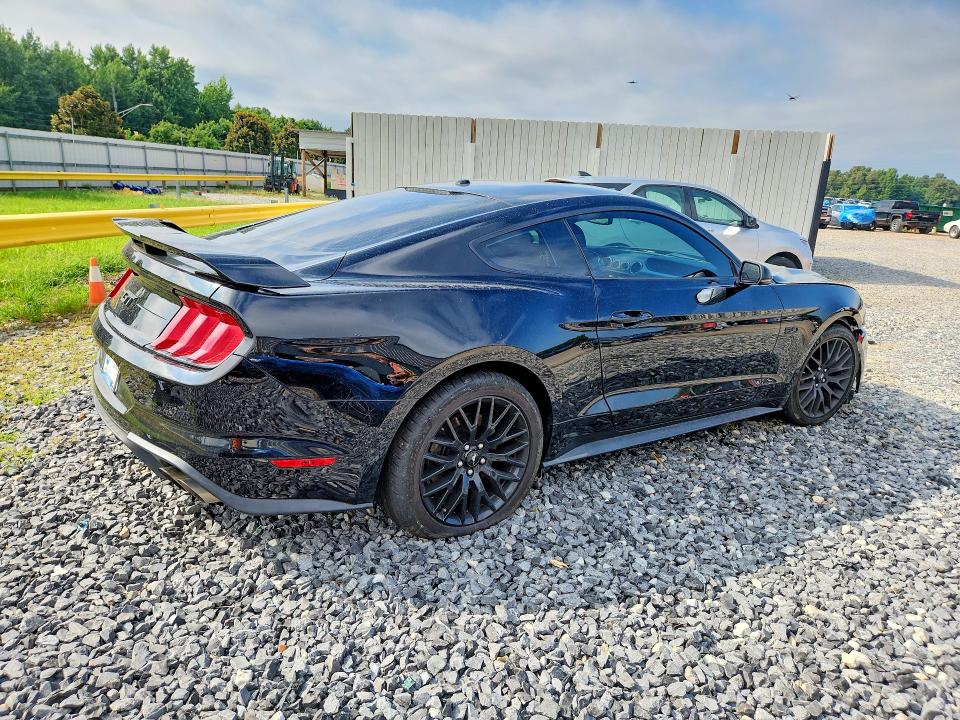 Photo 3 from auction – 2019 FORD MUSTANG with VIN 1FA6P8CF0K5201543