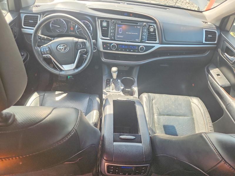 Photo 8 from auction – 2015 TOYOTA HIGHLANDER with VIN 5TDDKRFH1FS117119