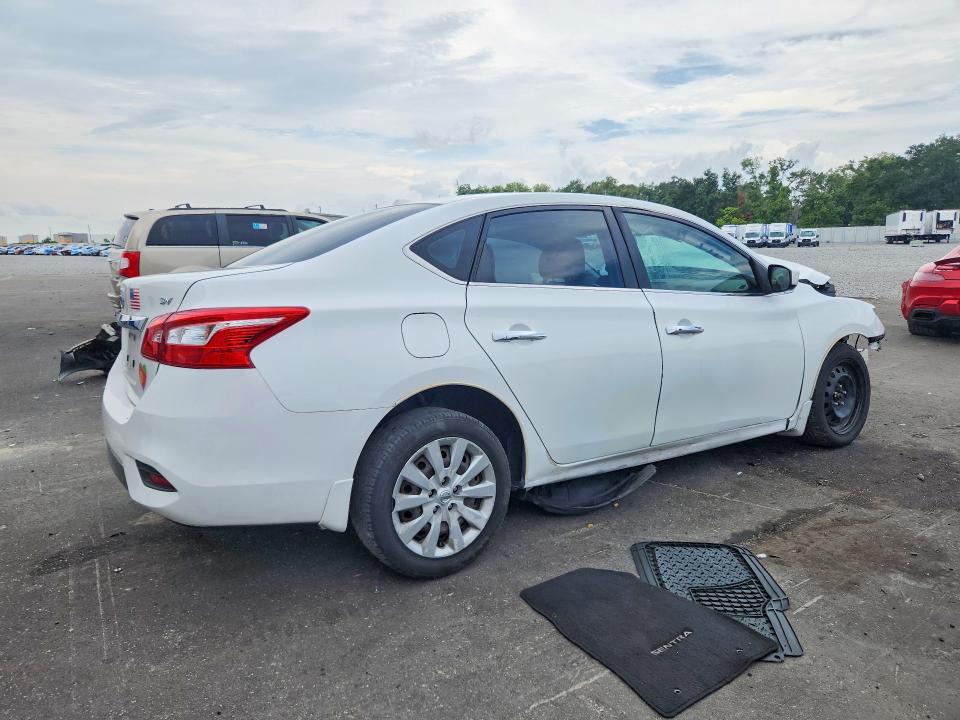 Photo 3 from auction – 2016 NISSAN SENTRA with VIN 3N1AB7AP2GY313007