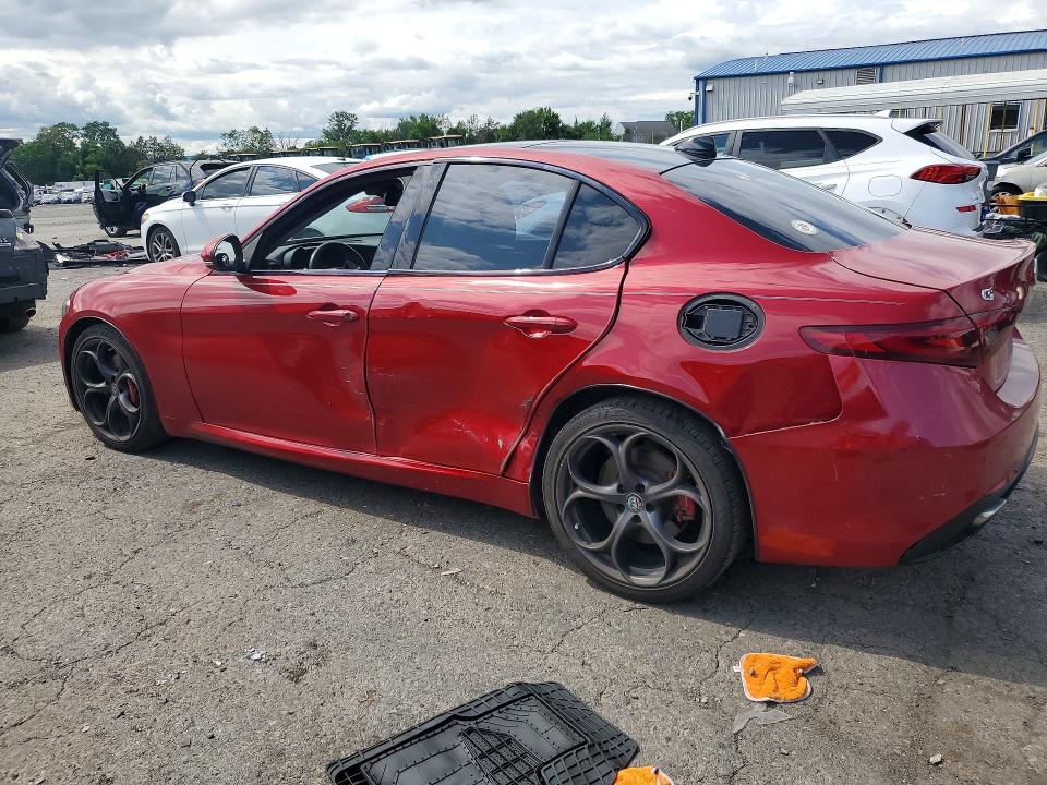 Photo 2 from auction – 2018 ALFA ROMEO GIULIA with VIN ZARFAEEN4J7599444