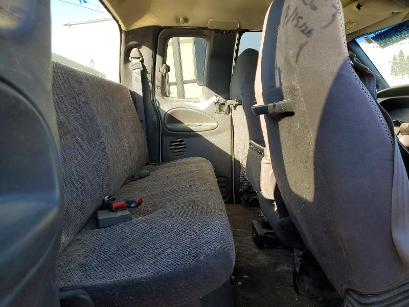 Photo 10 from auction – 2000 DODGE RAM 2500 with VIN 3B7KF2369YG140400