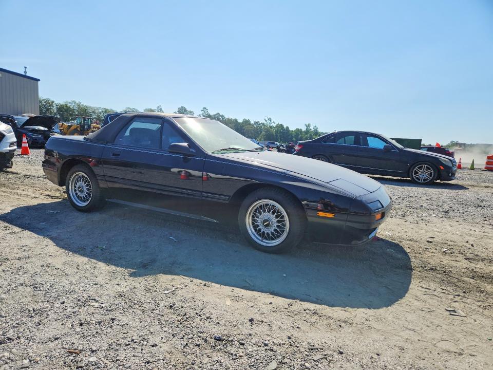 Photo 4 from auction – 1988 MAZDA RX7 with VIN JM1FC3512J0101238