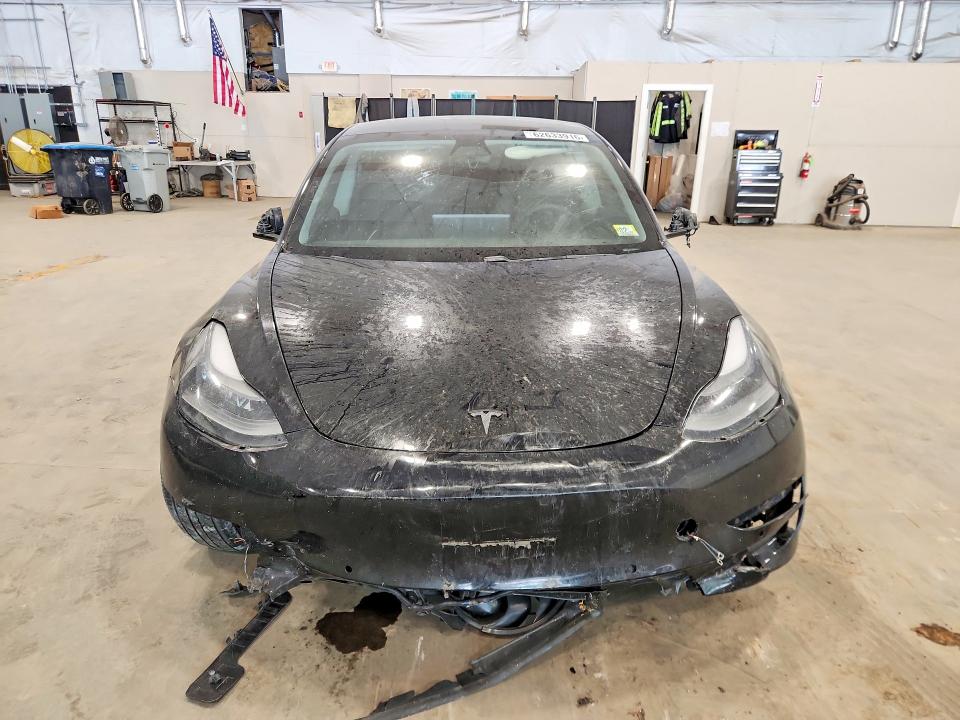 Фото 5 с аукциона – 2021 TESLA MODEL 3 с VIN 5YJ3E1EB1MF939051
