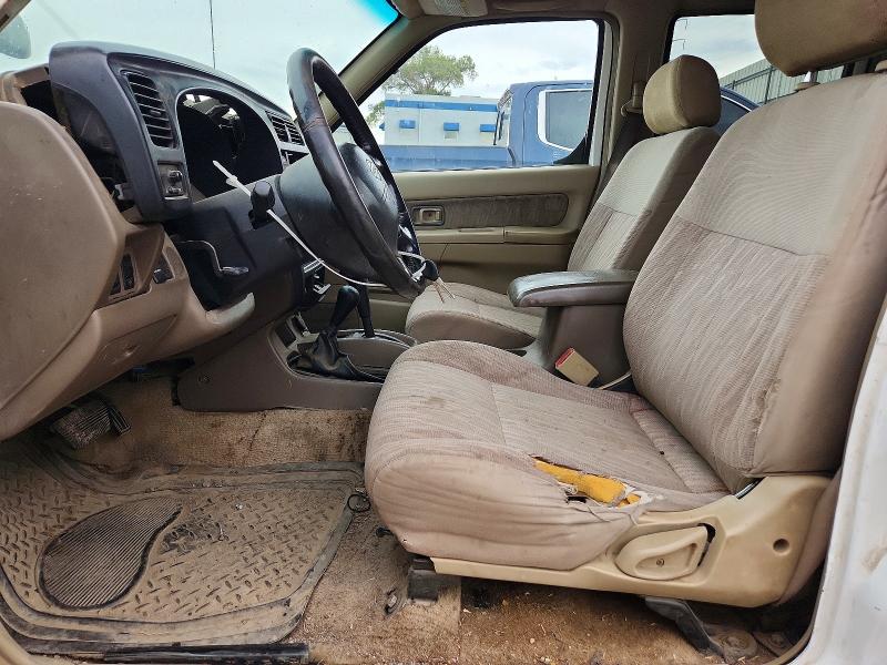Photo 7 from auction – 2000 NISSAN FRONTIER with VIN 1N6ED27Y3YC338677
