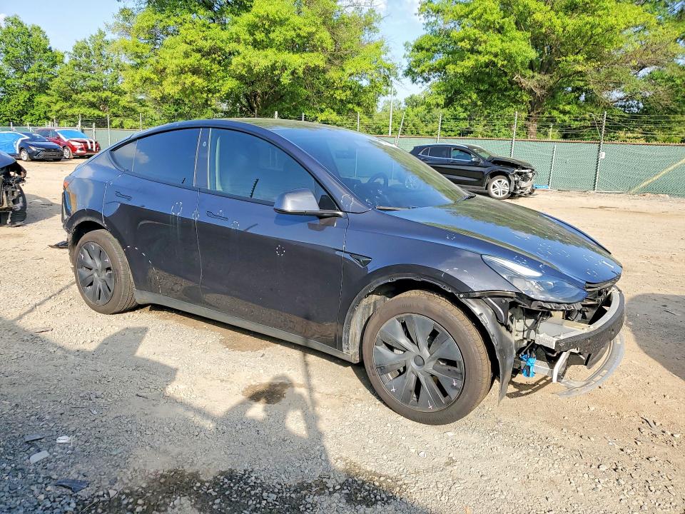 Zdjęcie 4 z aukcji – 2024 TESLA MODEL Y z VIN 7SAYGDED6RF110814