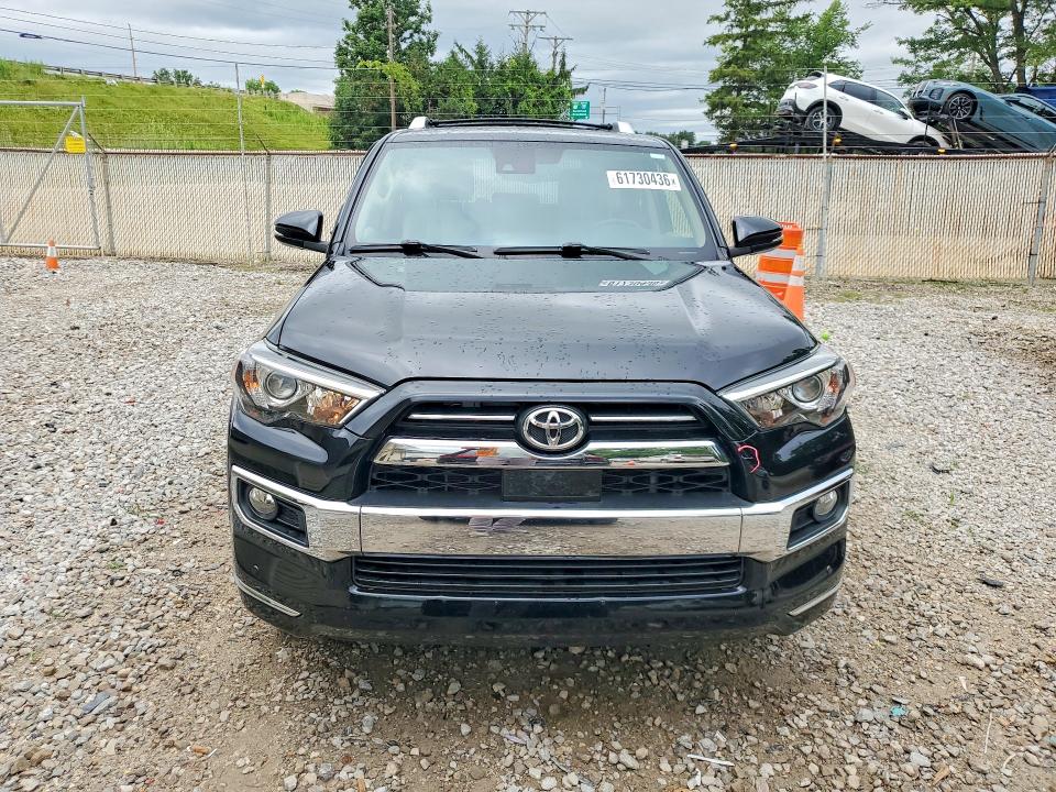 Photo 5 from auction – 2020 TOYOTA 4RUNNER with VIN JTEBU5JR9L5750877