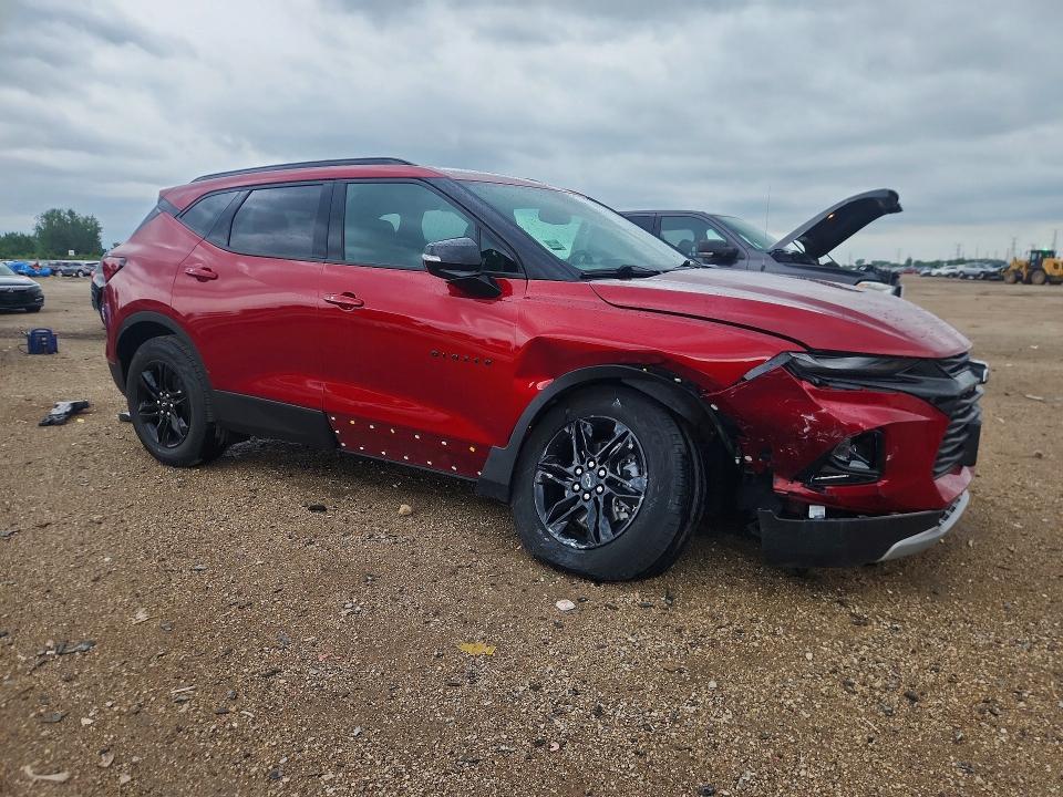 Photo 4 from auction – 2021 CHEVROLET BLAZER with VIN 3GNKBCRS4MS556312