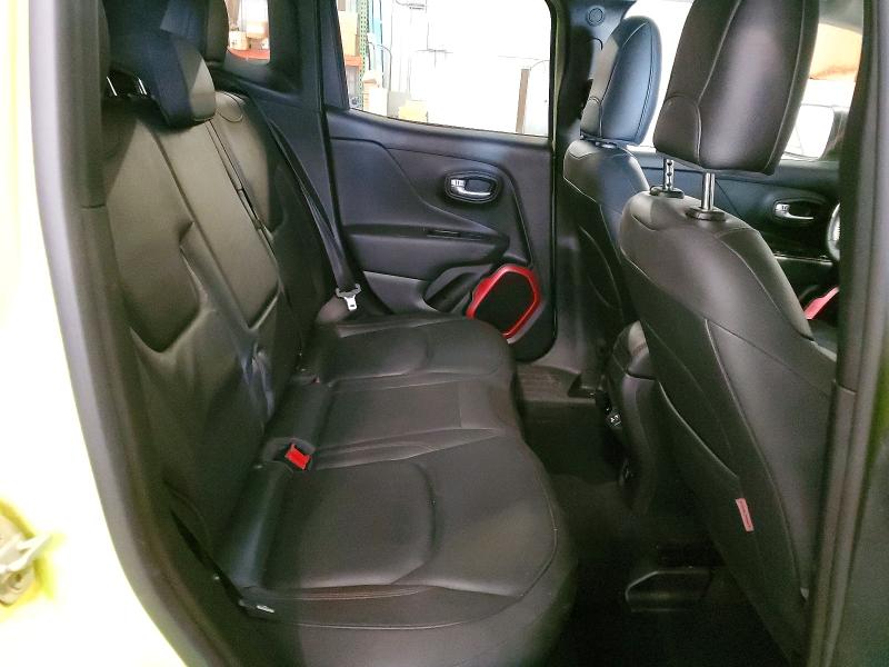 Photo 11 from auction – 2018 JEEP RENEGADE with VIN ZACCJBCB2JPH86737