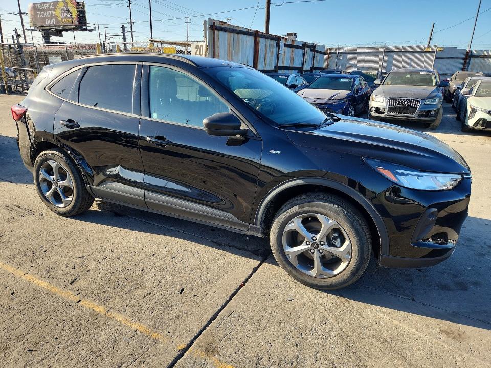 Photo 4 from auction – 2025 FORD ESCAPE with VIN 1FMCU9MNXSUA87845