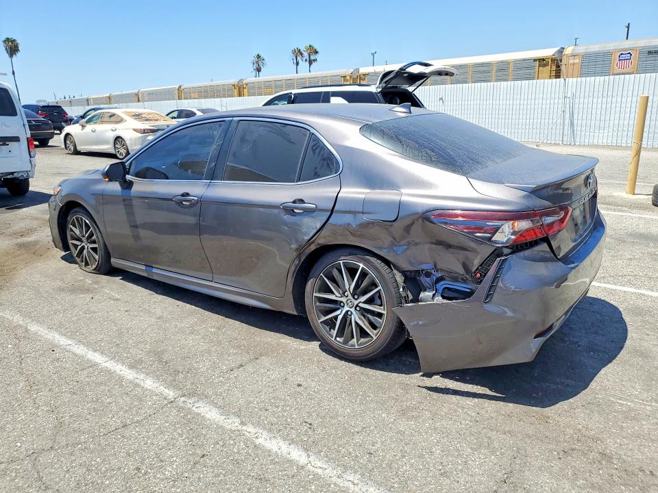 Photo 2 from auction – 2023 TOYOTA CAMRY with VIN 4T1G11AK2PU778980