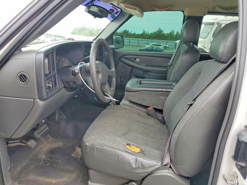 Photo 7 from auction – 2004 CHEVROLET SILVERADO with VIN 1GCEC19X54Z310472