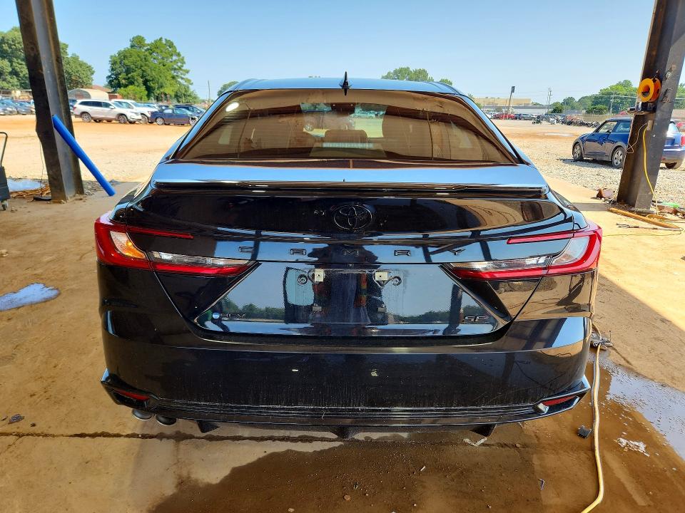 Photo 6 from auction – 2026 TOYOTA CAMRY with VIN 4T1DAACK1TU226980