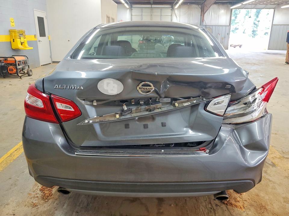 Photo 6 from auction – 2017 NISSAN ALTIMA with VIN 1N4AL3AP7HC152351