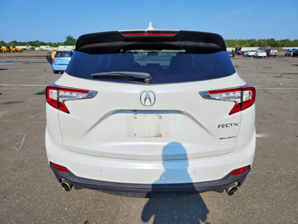 Снимка 6 от търг – 2020 ACURA RDX с VIN 5J8TC2H55LL027652