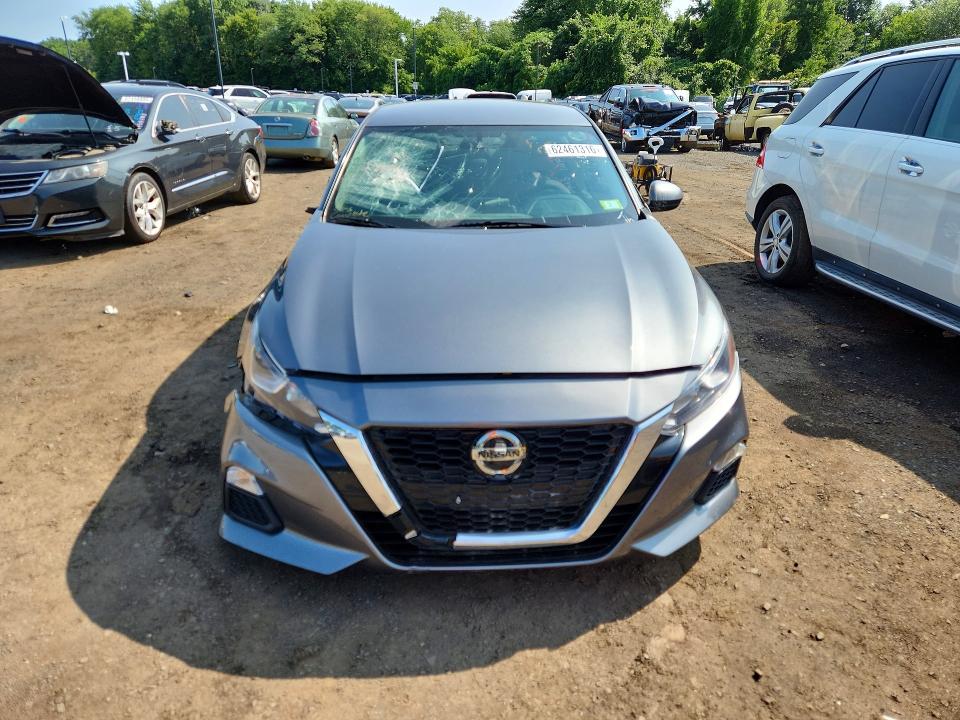 Photo 5 from auction – 2019 NISSAN ALTIMA with VIN 1N4BL4BV5KC124174