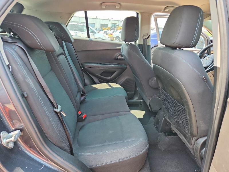 Photo 11 from auction – 2016 CHEVROLET TRAX with VIN 3GNCJKSB9GL249390
