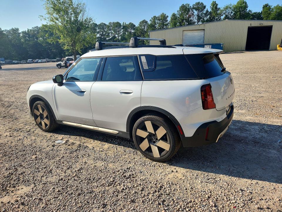 Photo 2 from auction – 2025 MINI COUNTRYMAN with VIN WMZ23GA07S7T75157