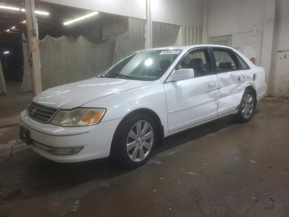 TOYOTA AVALON 2003 with VIN 4T1BF28B13U313351 - Photo from auction