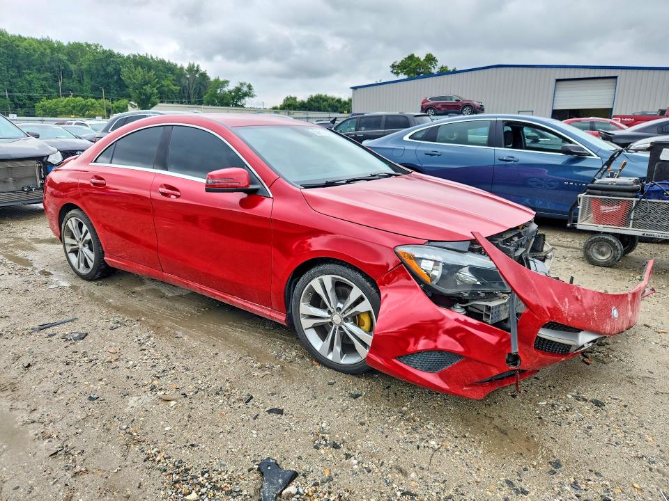 Photo 4 from auction – 2014 MERCEDES-BENZ CLA with VIN WDDSJ4EB6EN036234