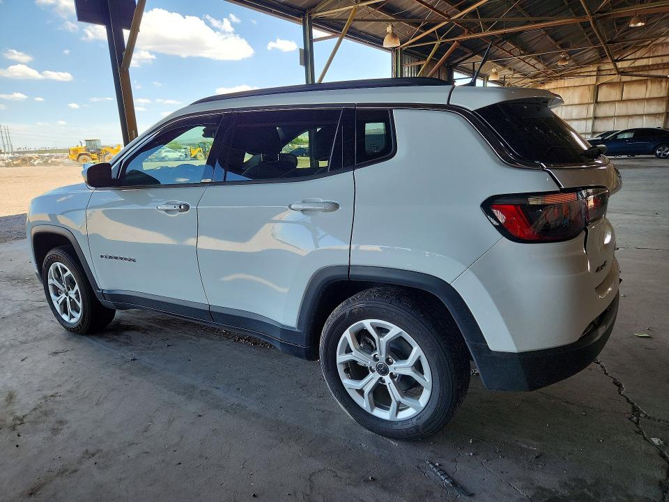 Photo 2 from auction – 2025 JEEP COMPASS with VIN 3C4NJDBN0ST544524