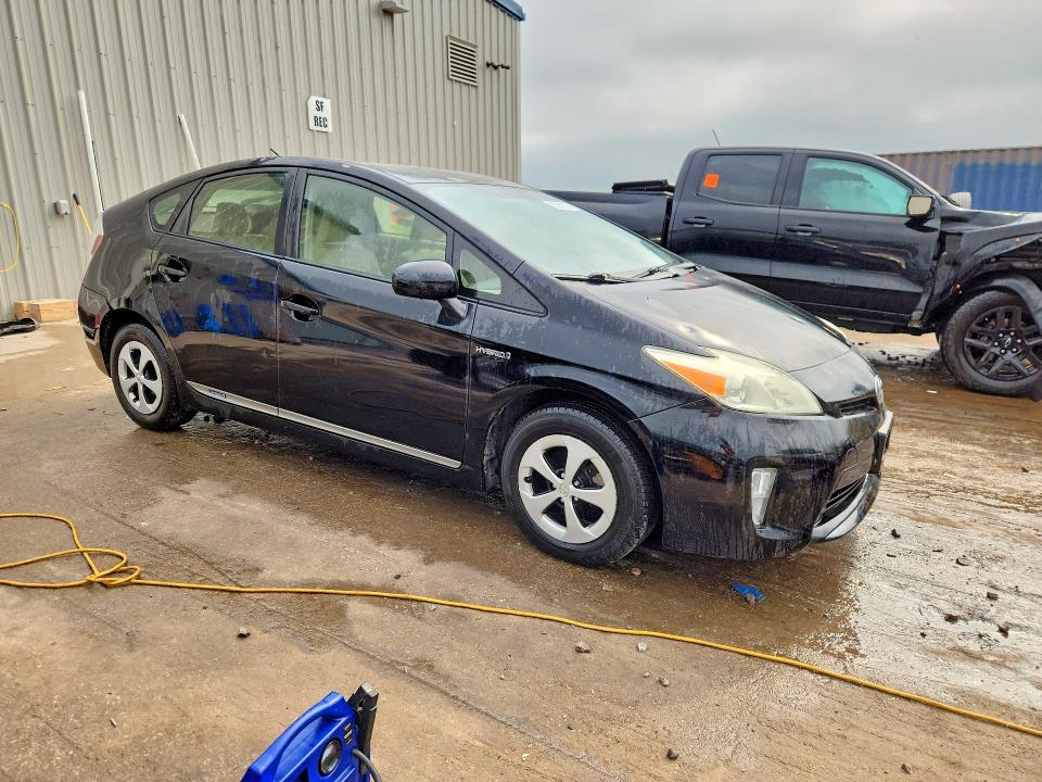 Photo 4 from auction – 2013 TOYOTA PRIUS with VIN JTDKN3DU1D5632636