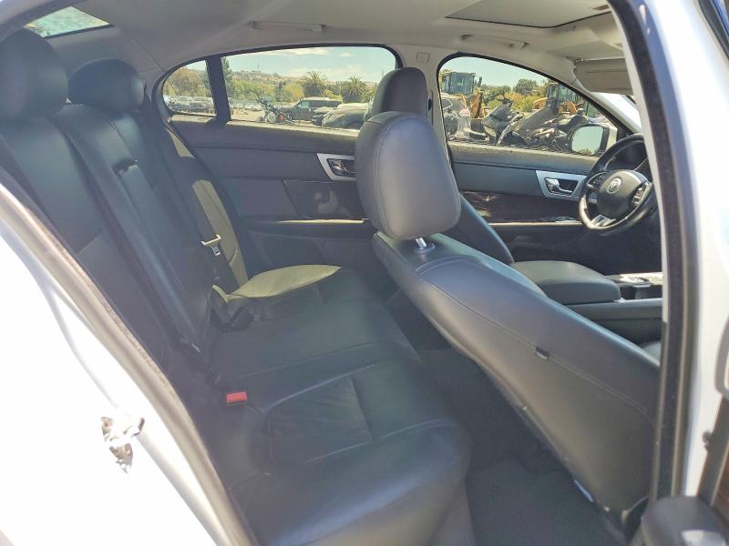 Photo 10 from auction – 2013 JAGUAR XF with VIN SAJWA0E71D8S71834